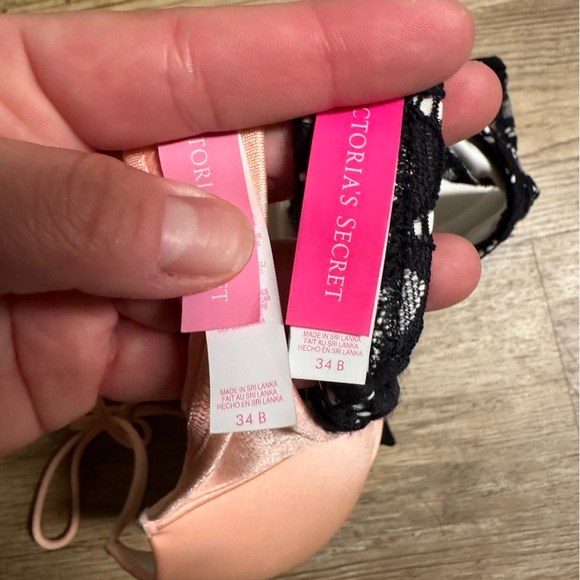 Victoria’s Secret Bikini Tops - Picture 4 of 4